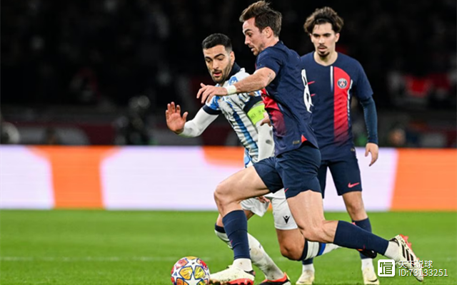 赛后皇家社会备战欧冠，状态回暖细节曝光，悬念犹存，临场指挥获称赞的简单介绍